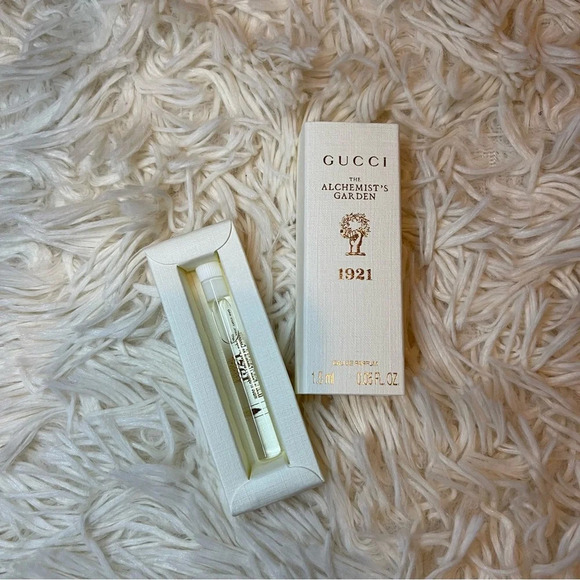 Gucci The Alchemist's Garden 1921 Eau De Parfum 1.5ml/0.05oz Sample - Picture 1 of 5